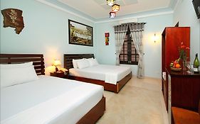 Nhà nghỉ ven sông Đông Nguyên